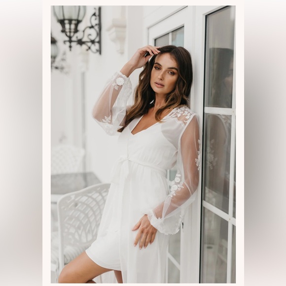 Le Rose Bridal Robe - NEW - Picture 6 of 11